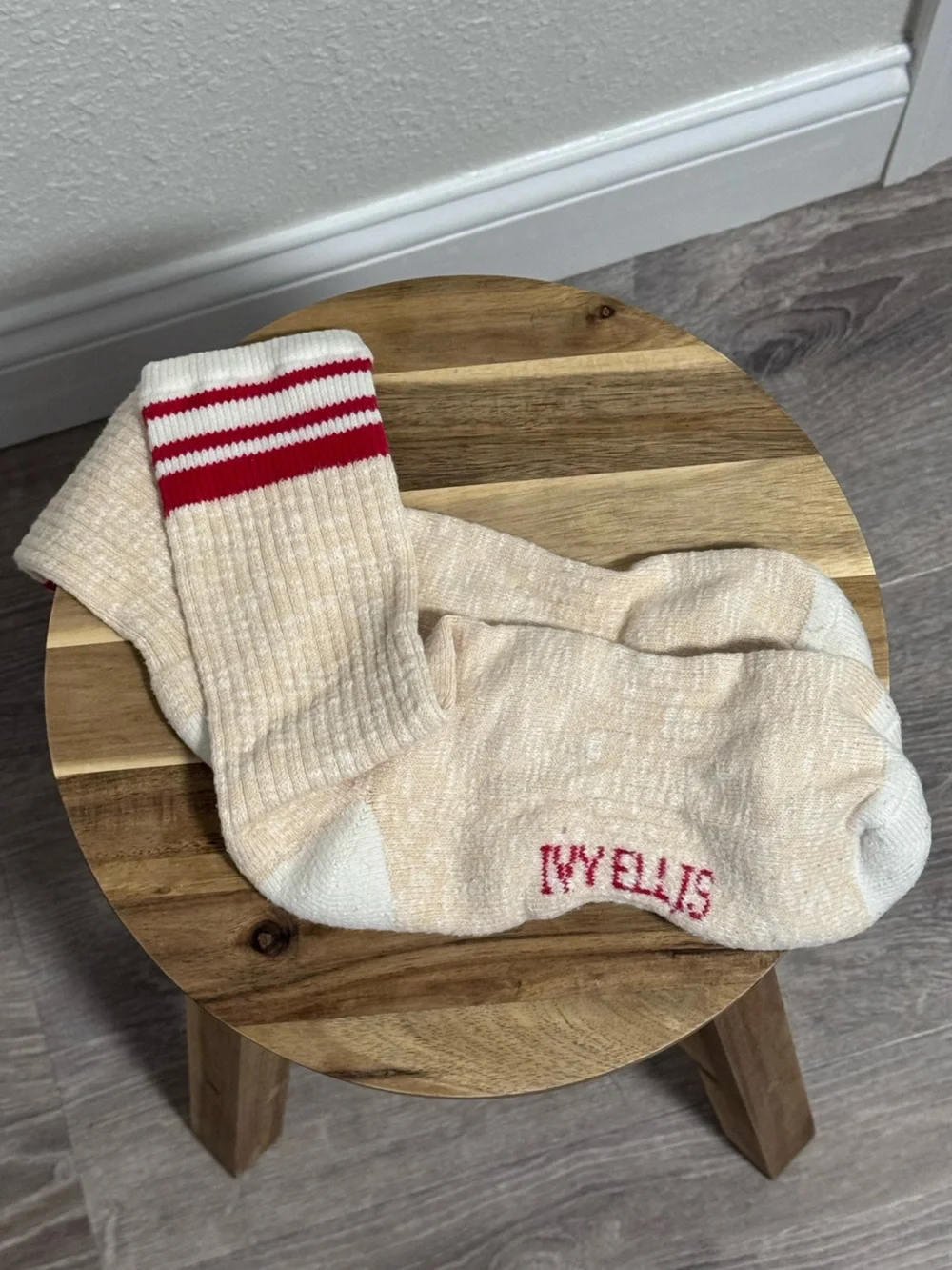 OSFM Ivy Ellis The Torrisdale Crew Socks Vintage Sport Ribbed Cotton Red & Cream